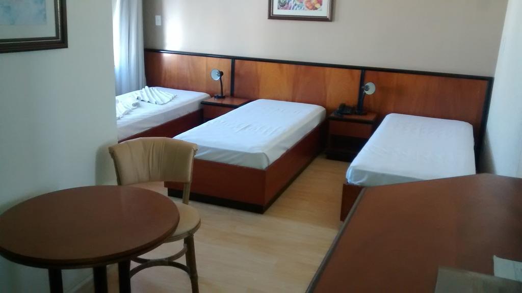 Geneviee Palace Hotel Ponta Grossa  Εξωτερικό φωτογραφία