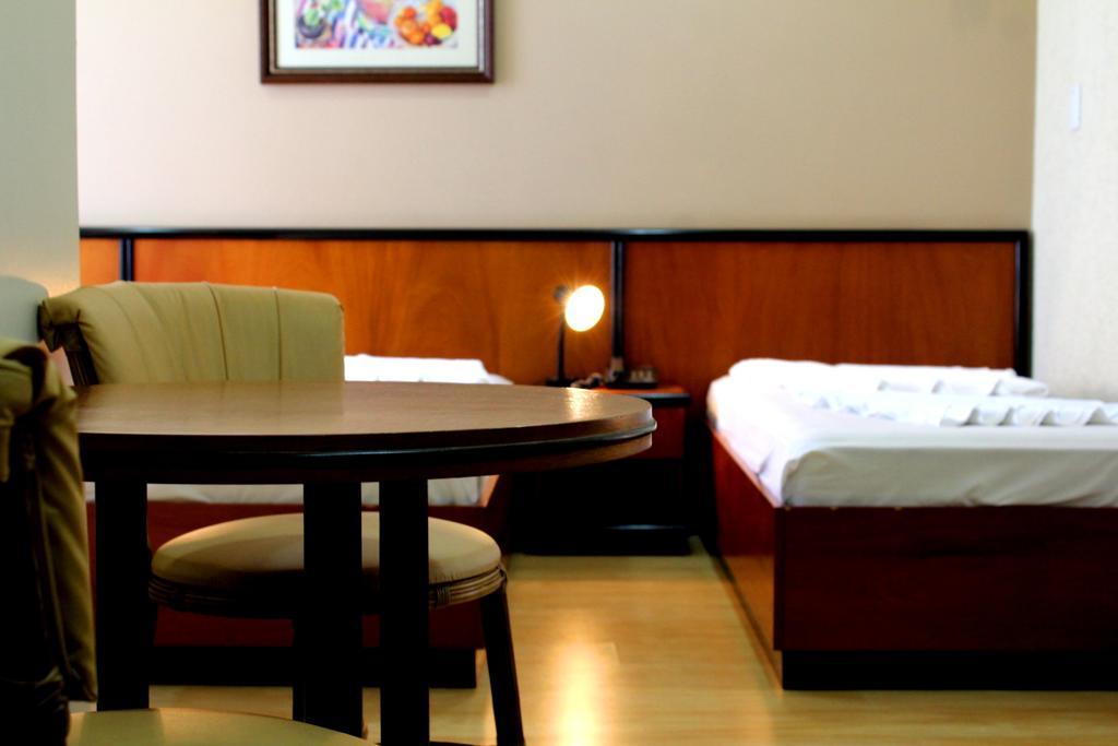 Geneviee Palace Hotel Ponta Grossa  Εξωτερικό φωτογραφία